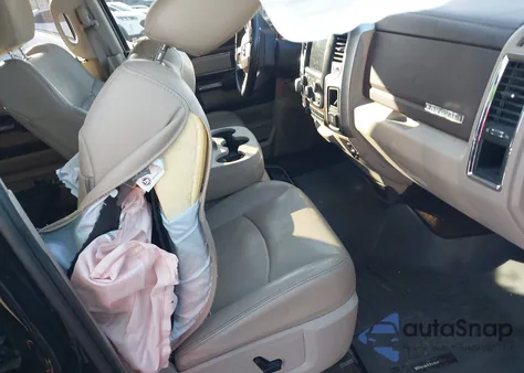 2016 Ram 1500 Laramie z USA, uszkodzony, nr VIN 1C6RR7NM5GS235890